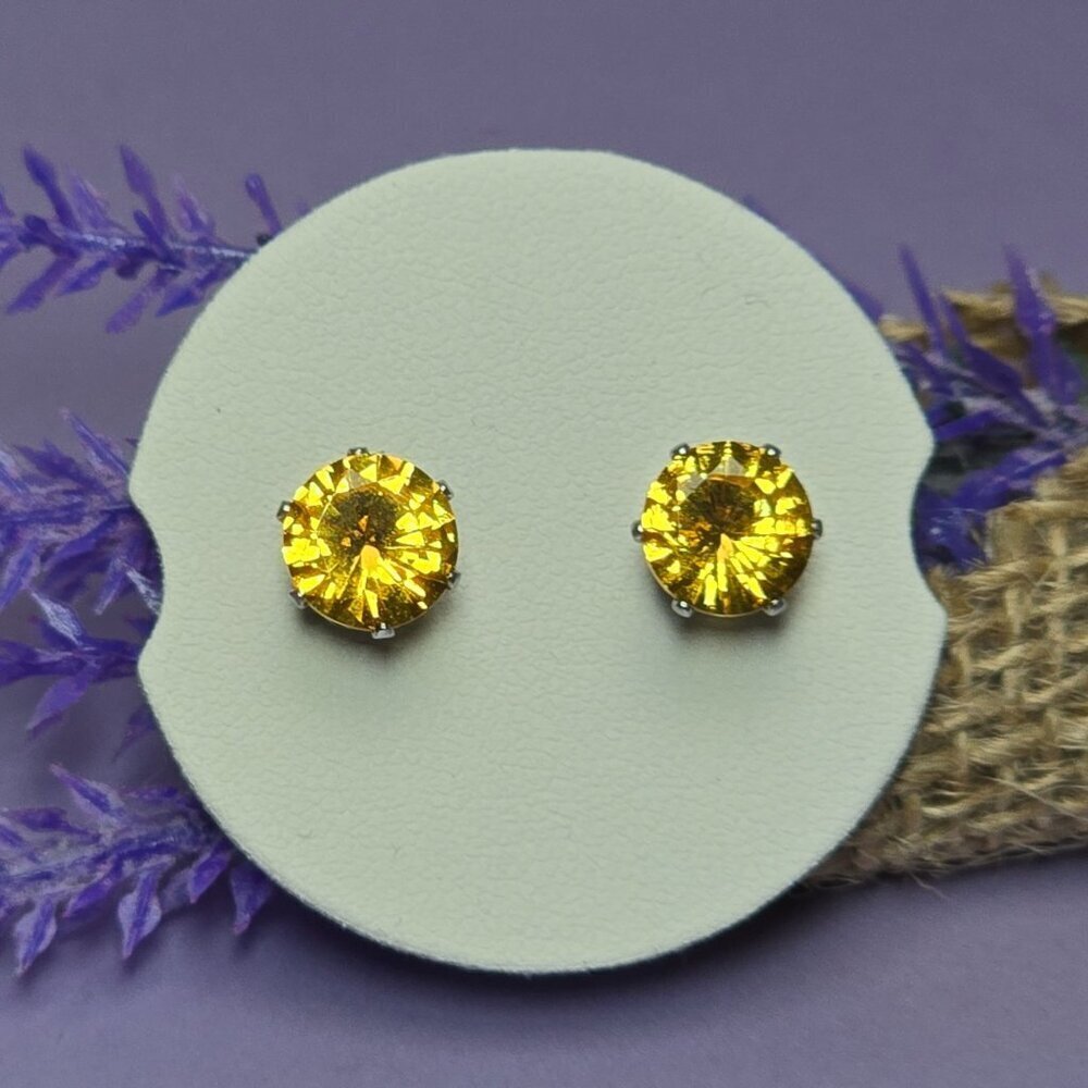 2/$15 November Simulated Citrine Earrings (NWOT)‎